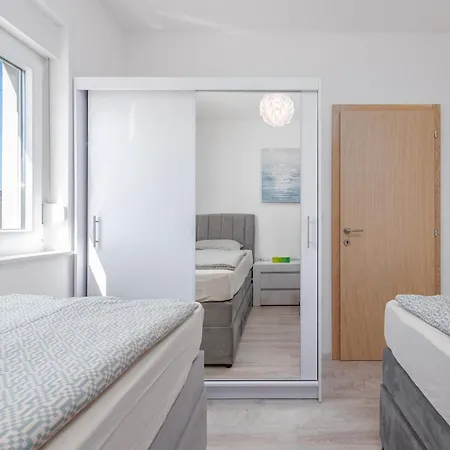 2 Bedroom Amazing In *