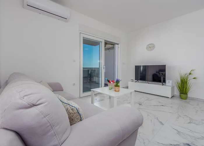 Beautiful In פובליאנה